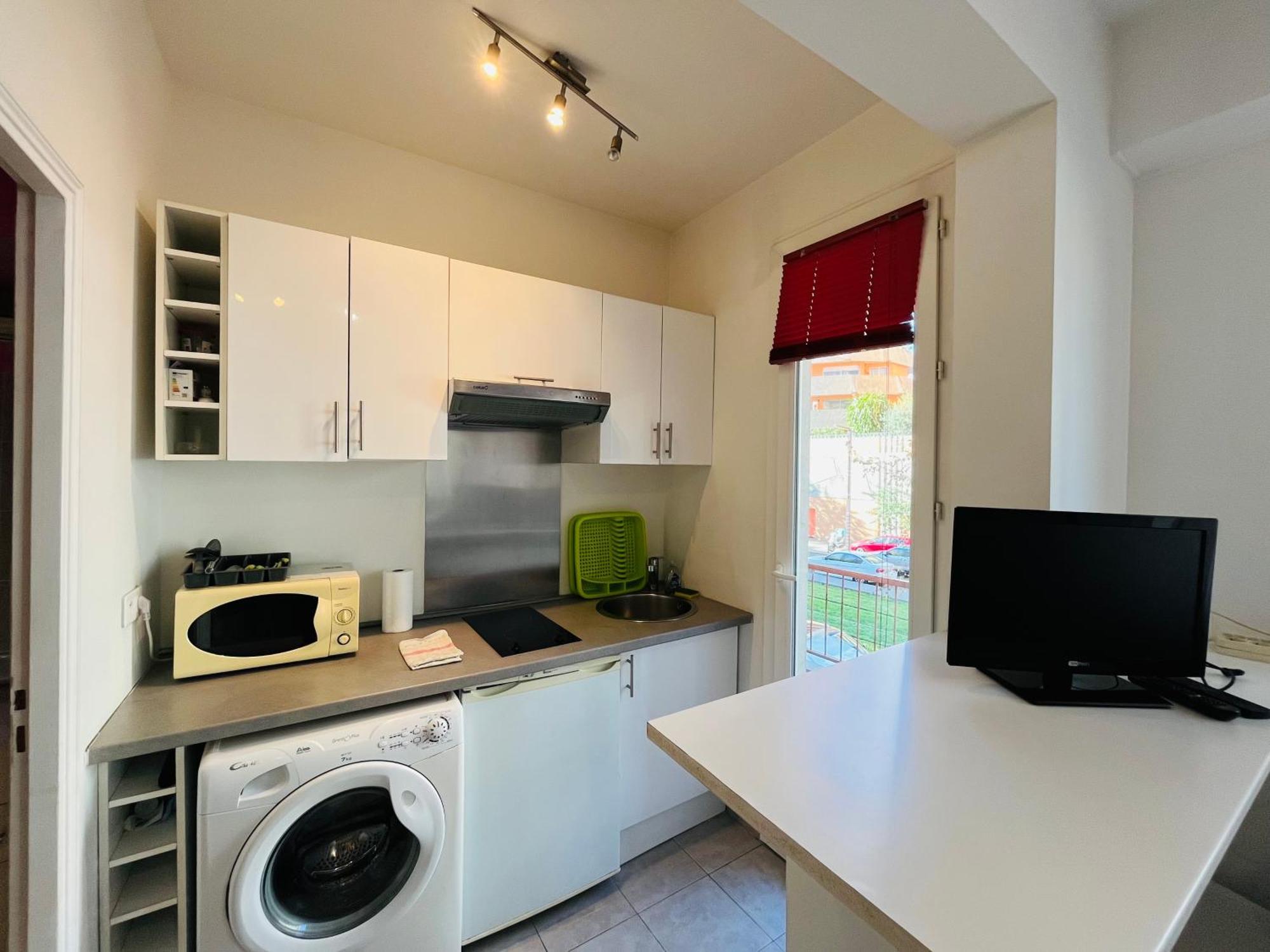 Grand Studio De 30 M2 Promenade Des Anglais 니스 외부 사진